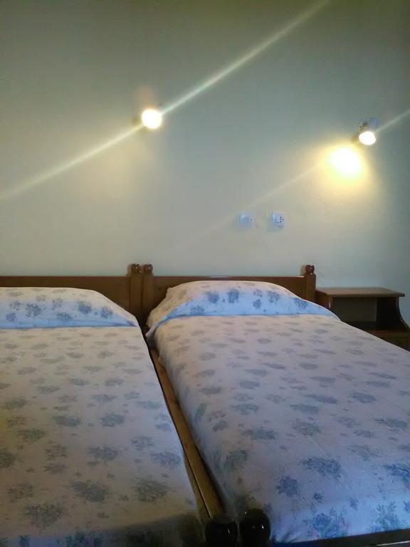 Stergiou Rooms Líri Dış mekan fotoğraf